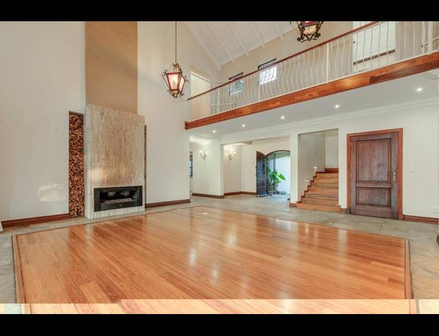 7 BEDROOM HOUSE FOR SALE IN CHARTWELL A.H.